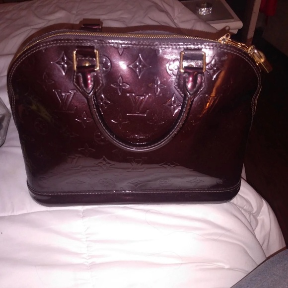 Louis Vuitton Alma PM Amarante - Picture 4 of 7